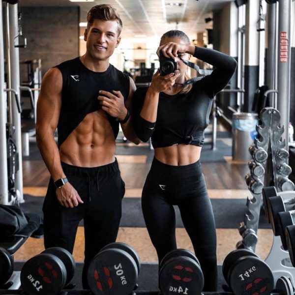 Cuatro buenos motivos para entrenar en pareja ⋆ Adictos al Gym